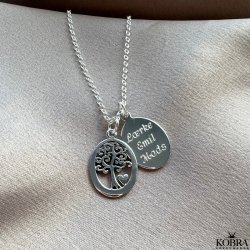 Livets Tr halskde i slv med oval amulet og din gravering