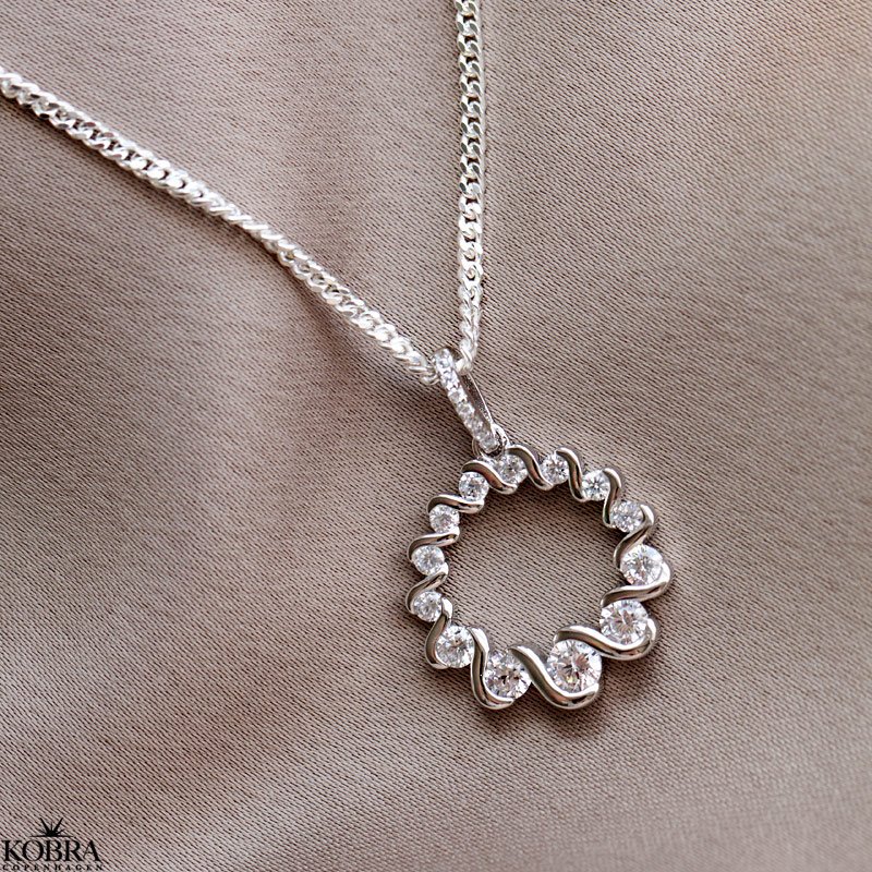 "Valerie" slv halskde med rundt vedhng