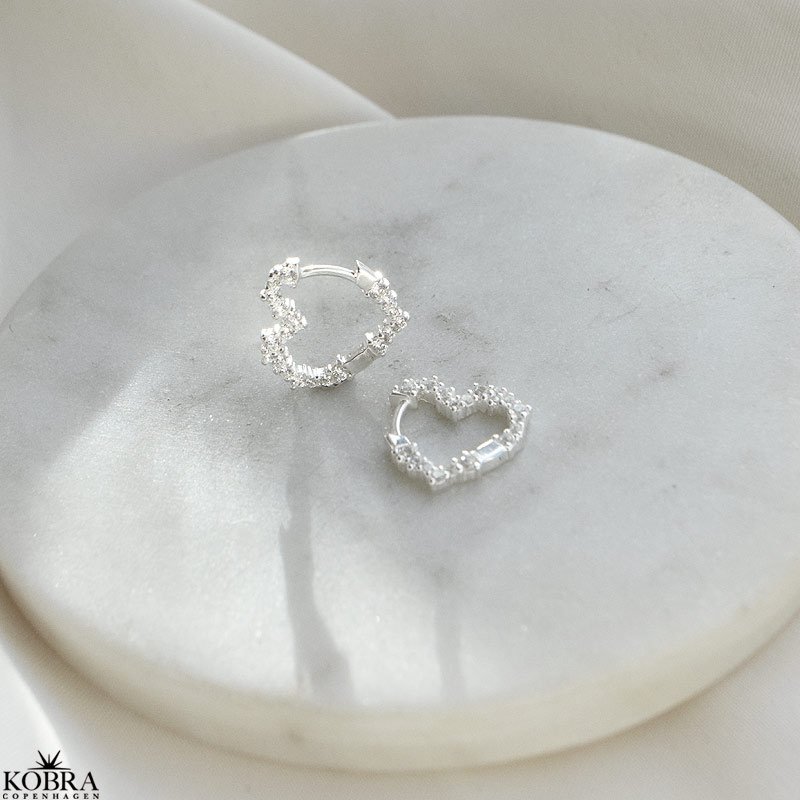 "Mikami" sm slv hjerte reringe med hvide sten