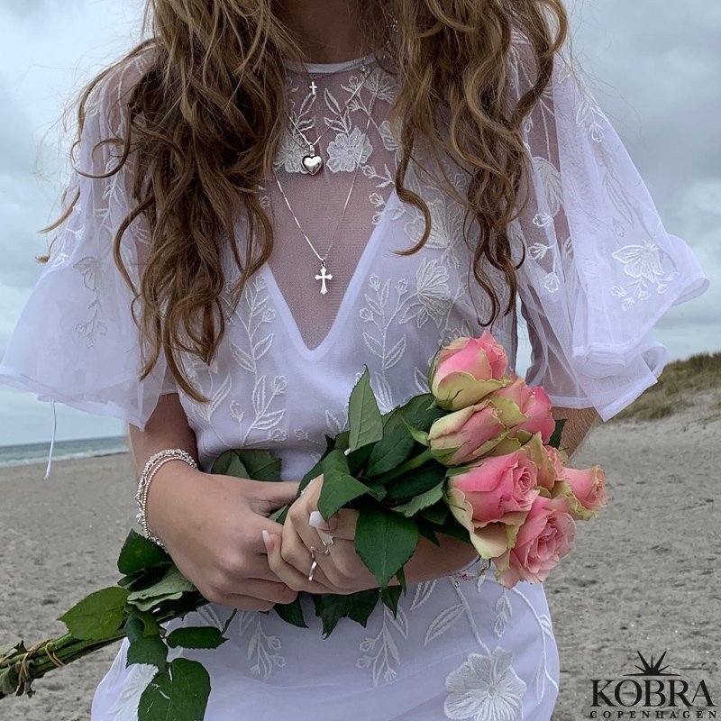 "Karma" smukt slv hjerte med kors og din indgravering