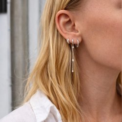 "Lily" silver earrings with white stones