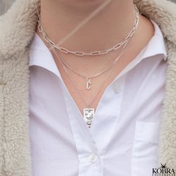 "Alias" silver necklace with your letter