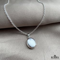 "Sara" lille oval slv medaljon med personlig gravering