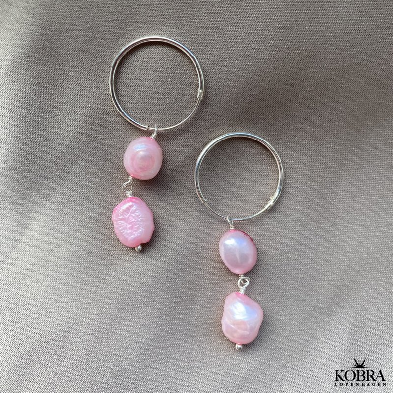 "Sugar" slv reringe med lyserde ferskvandsperler