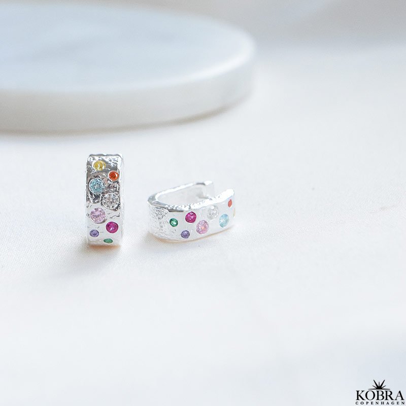 "Miami" slv reringe / huggies med farvet sten
