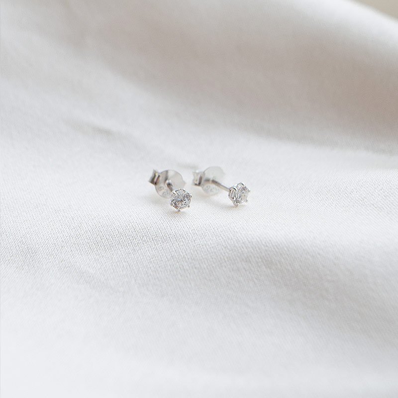 "Classy" s�lv �restikker i small, medium eller large