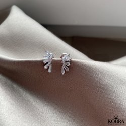 "Nia" slv reringe med hvide sten