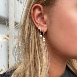 "Balance" silver earrings with white freshwater pearls