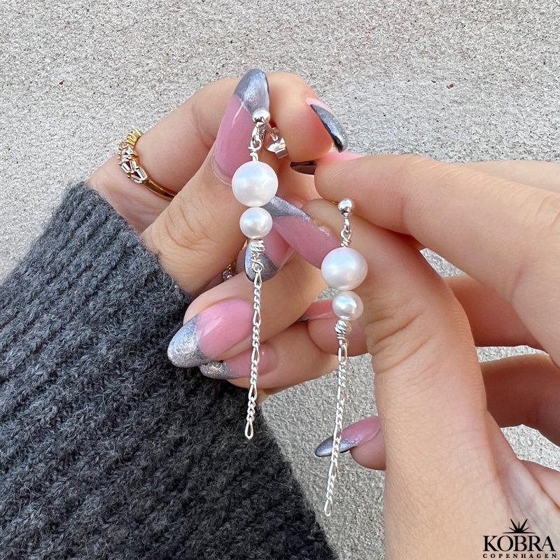 "Carlene" perle reringe i slv med slv trde