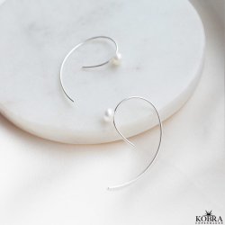 "Celine" silver earrings with genuine freshwater pearls