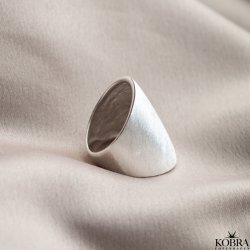 "Harvey" large wide silver ring in matte design