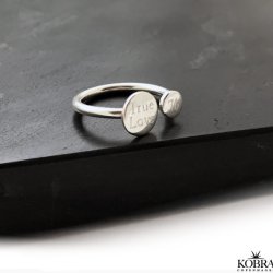 "Dallas" slv ring med tags inklusiv din personlige gravering