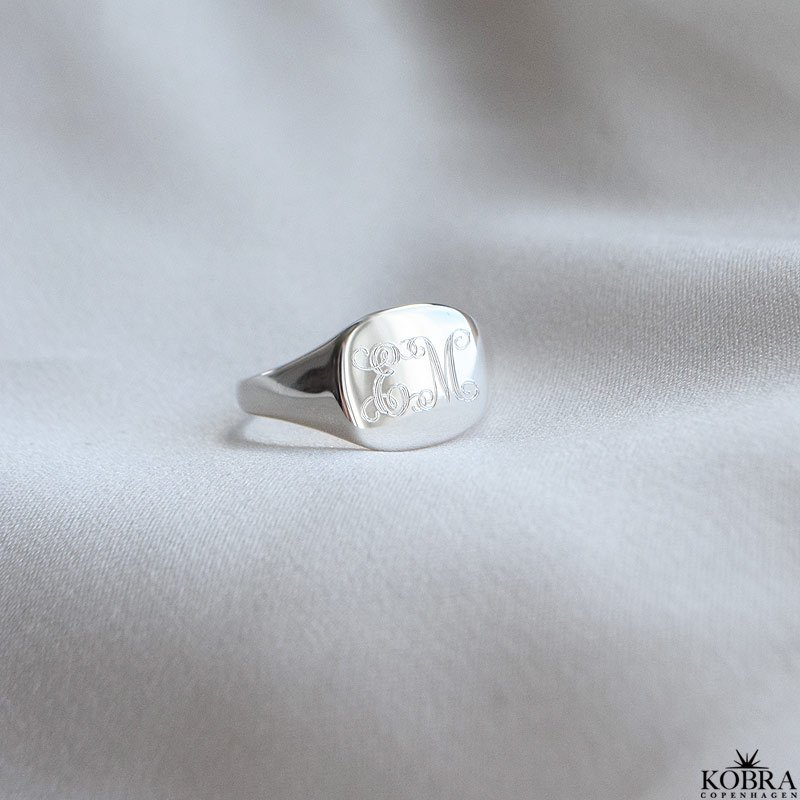 "London" signet / cocktail ring i sterling slv inklusiv gravering 59