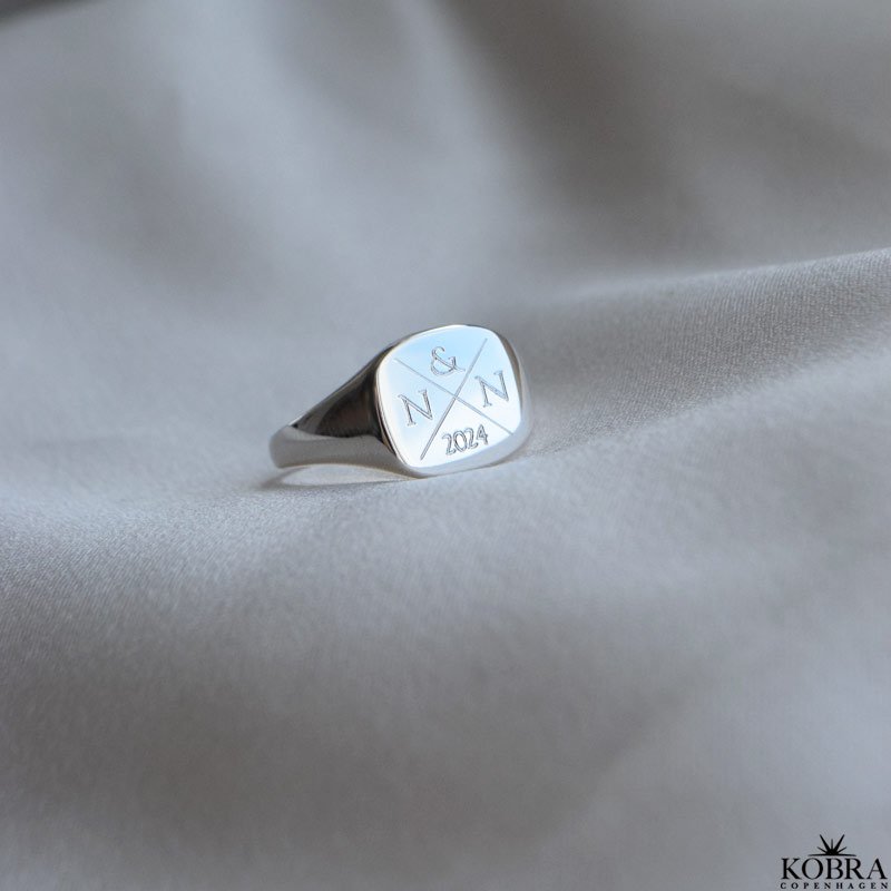 "London" signet ring i sterling silver including engraving