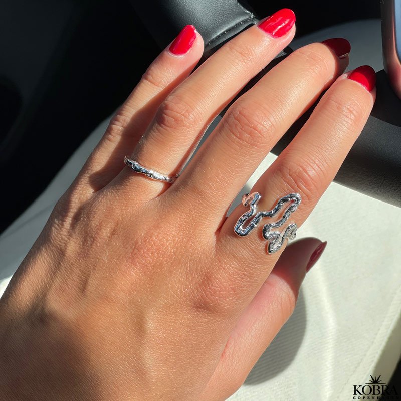 "Nagini Organic" sterling slv slange ring