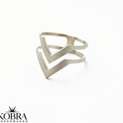 Handmade double Lennox ring in silver