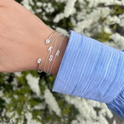 "Alias" silver bracelet with silver letter