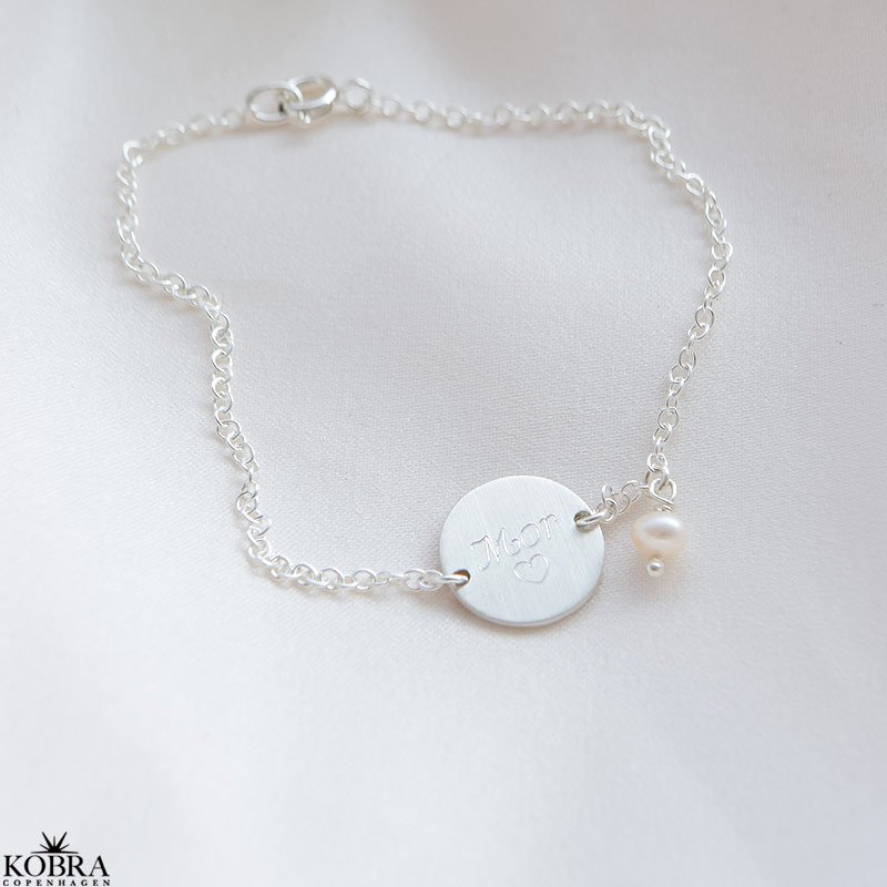 "Merci" slv armbnd med ferskvands perle og personlig gravering