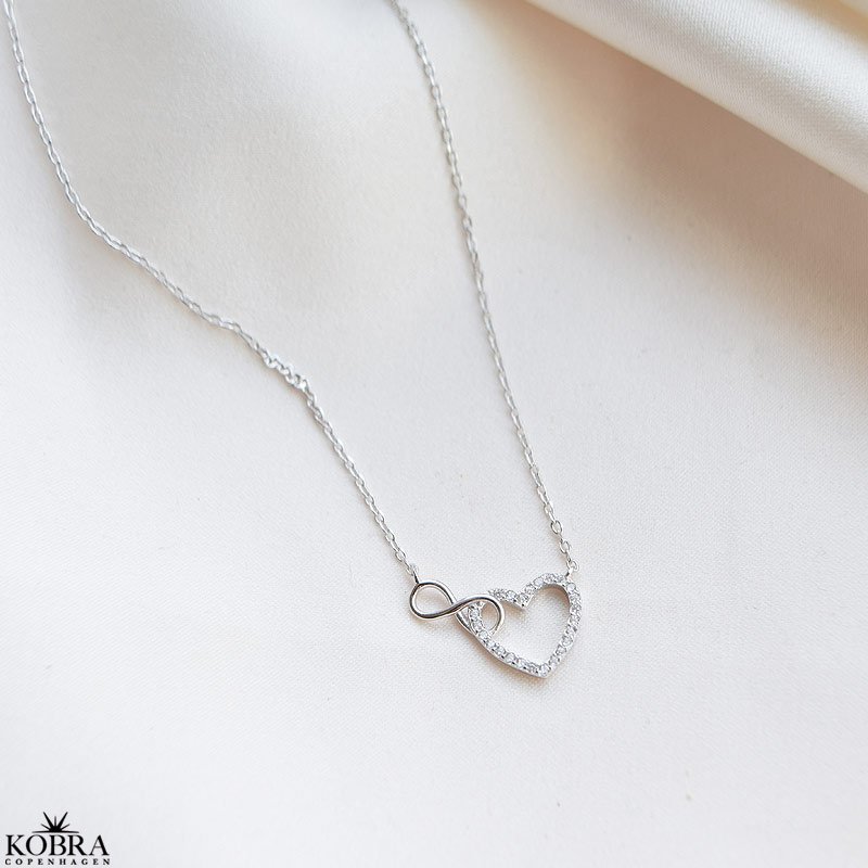 "Everlasting" slv halskde med Infinity samt hjerte med sten