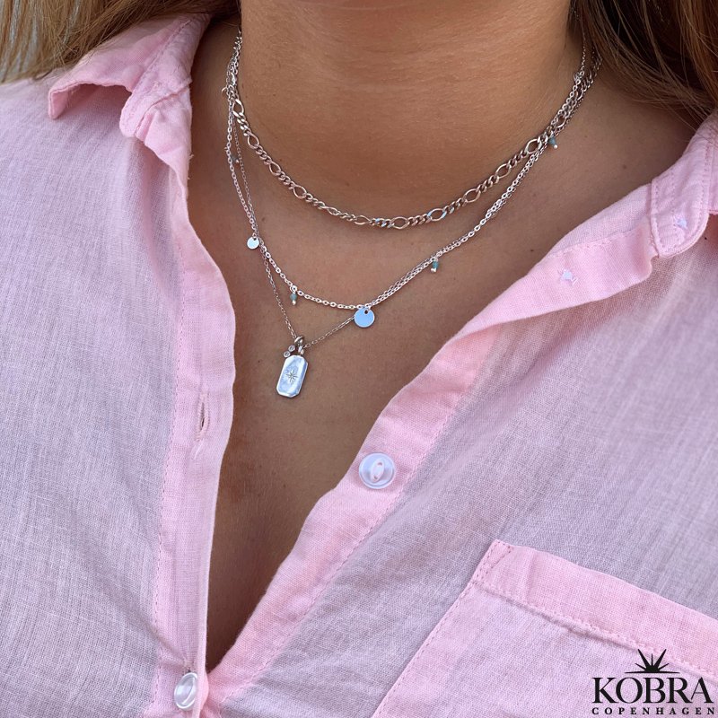 "Milo" kde i slv eller guld