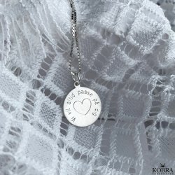 "Vigga" slv smykke / amulet med hjerte samt din personlige gravering