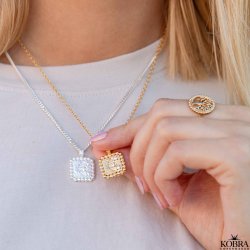 "Moondust" 18 carat goldplated necklace with moon and stars