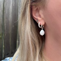 "Studio" Silver hoops with pearl