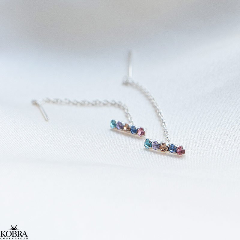 "Brilliant" slv retrde med farvet sten