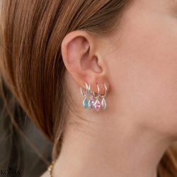 "Lyra" sm slv reringe med hvide glassten