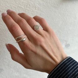 "Dazzling" slv ring med hvide sten  personlig indgravering