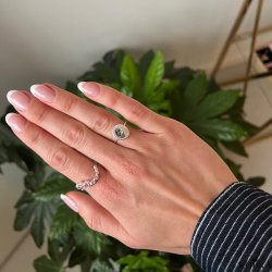 "Dazzling" slv ring med hvide sten  personlig indgravering