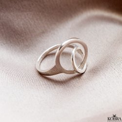 "Unity" silver ring with circles