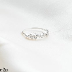 "Mikami" slv ring med hvide sten