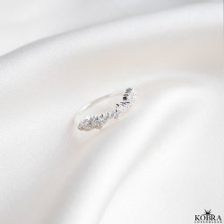 "Mikami" slv ring med hvide sten