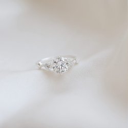 "Rosalia" Sterling Silver Ring with White Stones