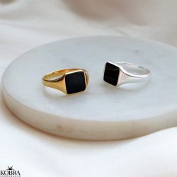 "Midnight" signet ring med sort onyx i sterling slv