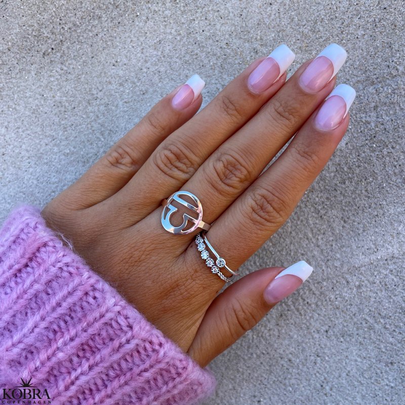 "Hoshi" stjernetegns ring i slv