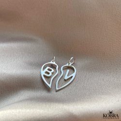 "Soulmate" slv hjertehalskde med dine bogstaver 