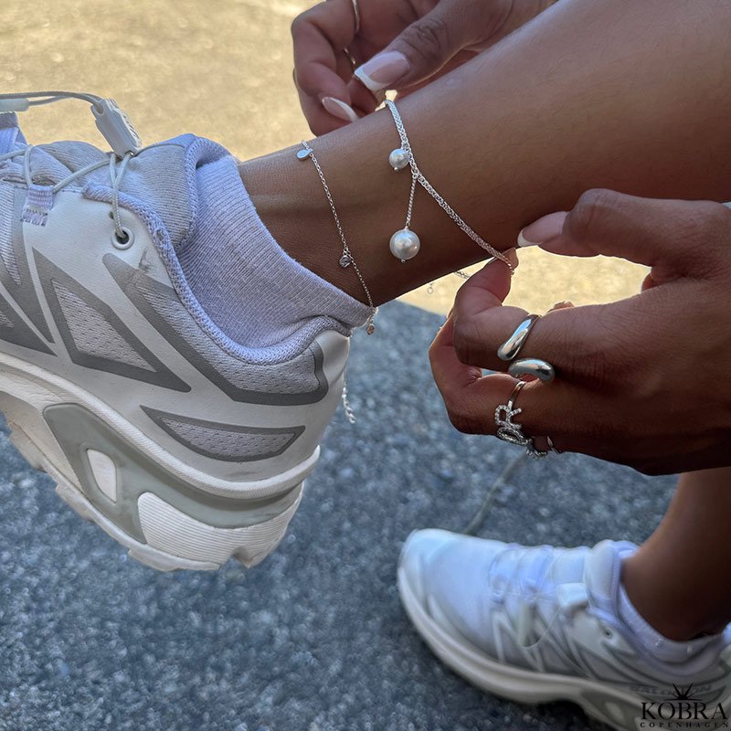 "Gemma" slv ankelkde med hammerslet amuletter