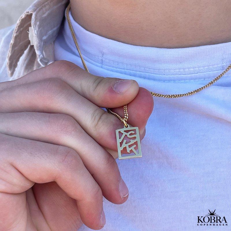 Square "Close to you" gold necklace for men