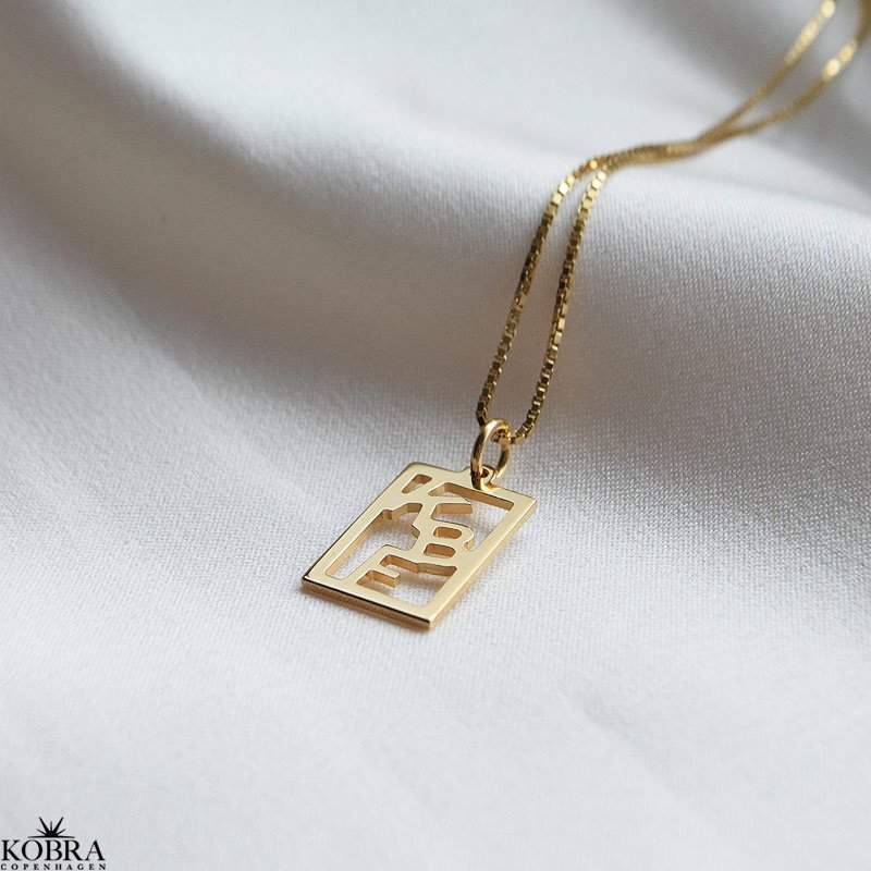 Square "Close to you" guld halskęde