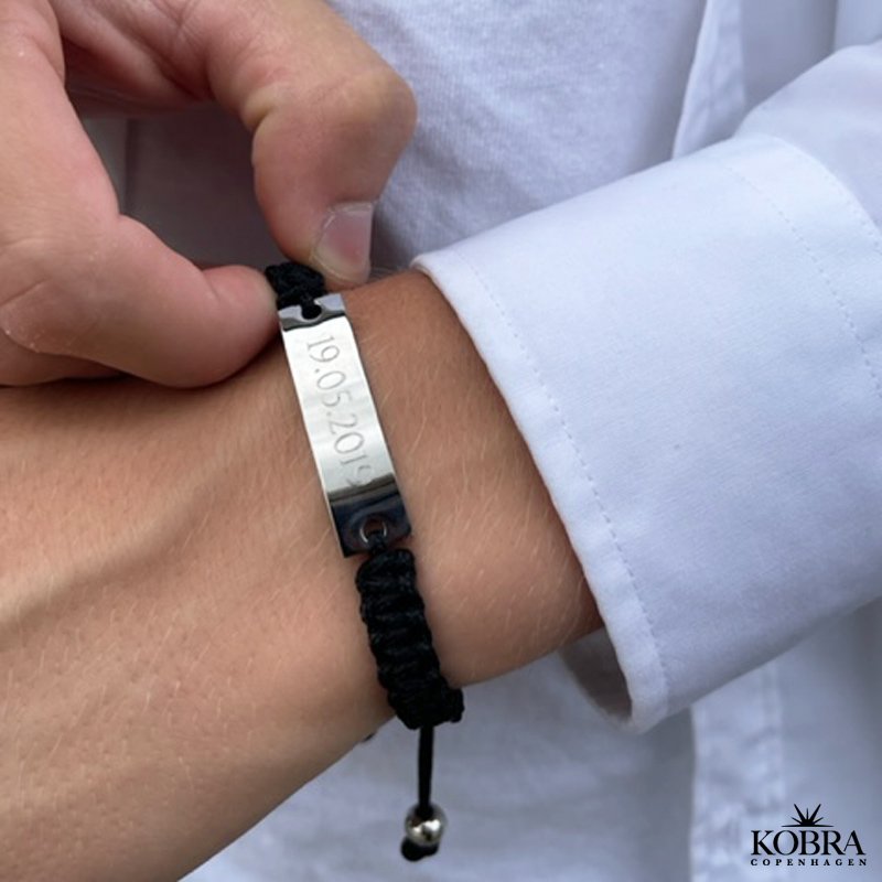 "Mercury" vandfast stl armbnd med din indgravering (sort)