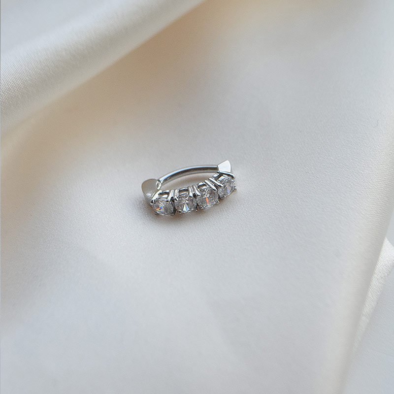 "Tanya" navelpiercing