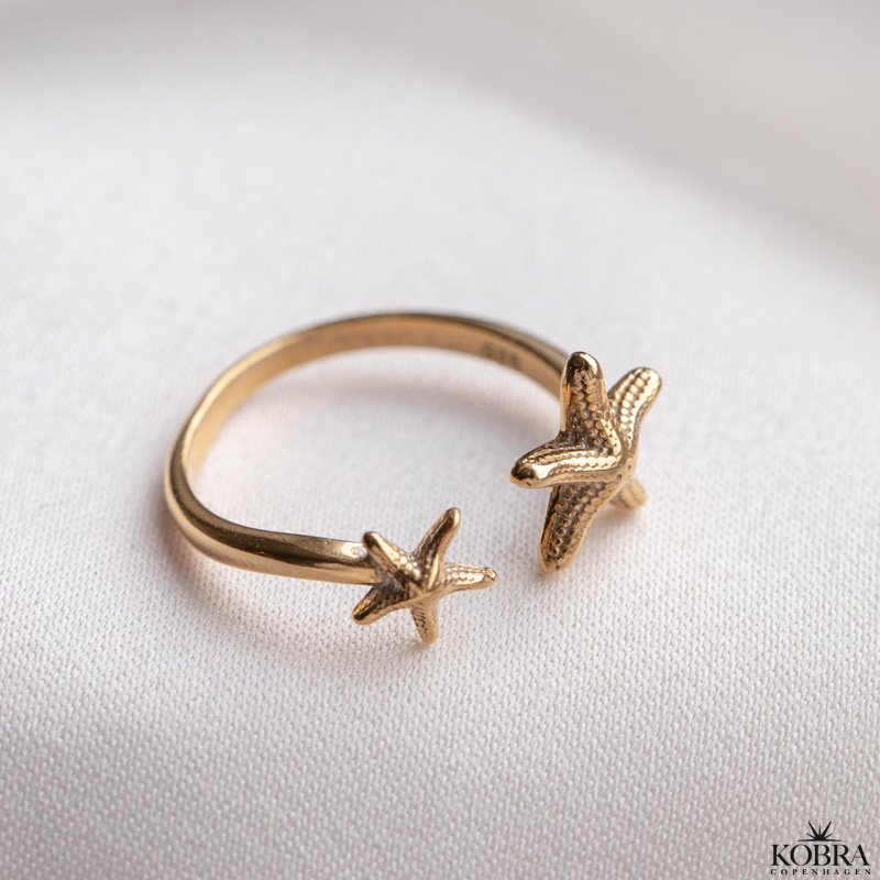 "Stella Marina" guld ring med sstjerner