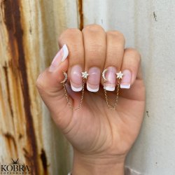 "Sigma" stjerne og mne forgyldt reringe til 2 huller i ret