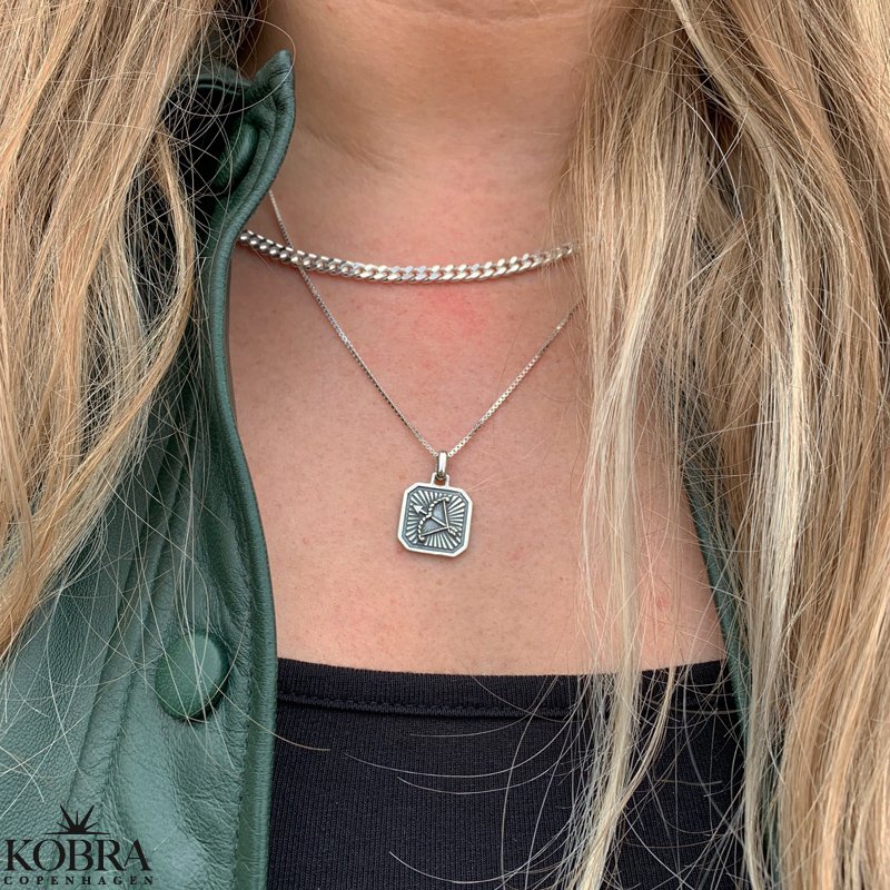 "Icon" firkantet stjernetegns halskde i sterling slv