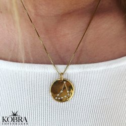 "Zodiac" stjernetegnshalskde med sten i 18 karat forgyldt
