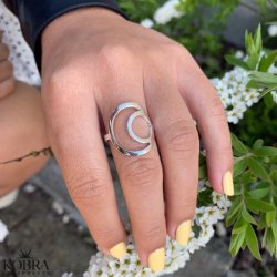 "Rio" unique circle silver ring