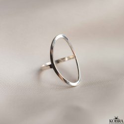 "Elipse" large oval simple silver ring