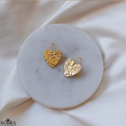 "Riannon" store 18 karat forgyldt hammerslet hjerte reringe